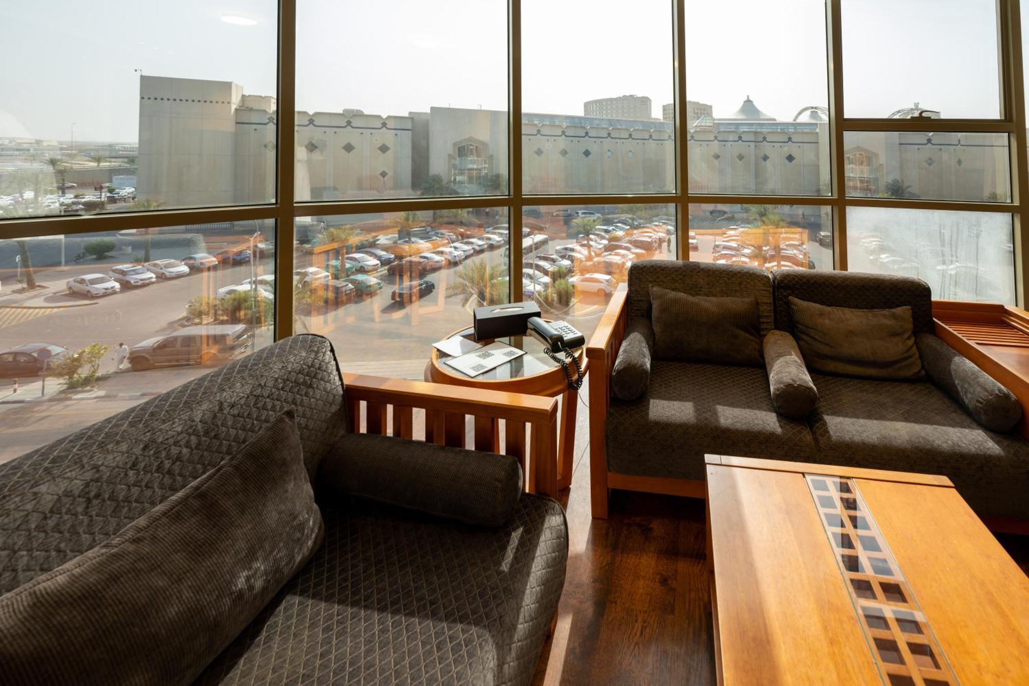 Tanal Serviced Apartments Al Khobar Room photo